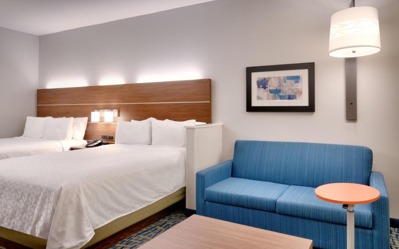 Holiday Inn Express & Suites - Gainesville I-75 By Ihg Exterior photo