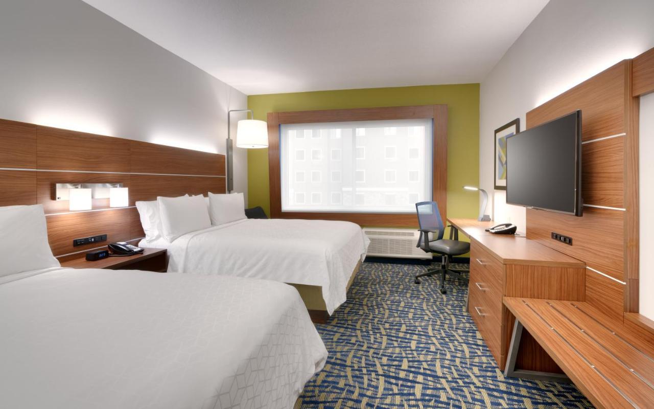 Holiday Inn Express & Suites - Gainesville I-75 By Ihg Exterior photo