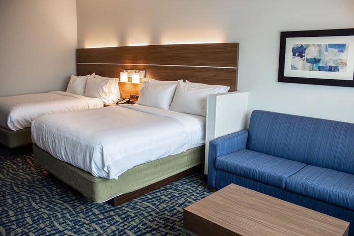 Holiday Inn Express & Suites - Gainesville I-75 By Ihg Exterior photo