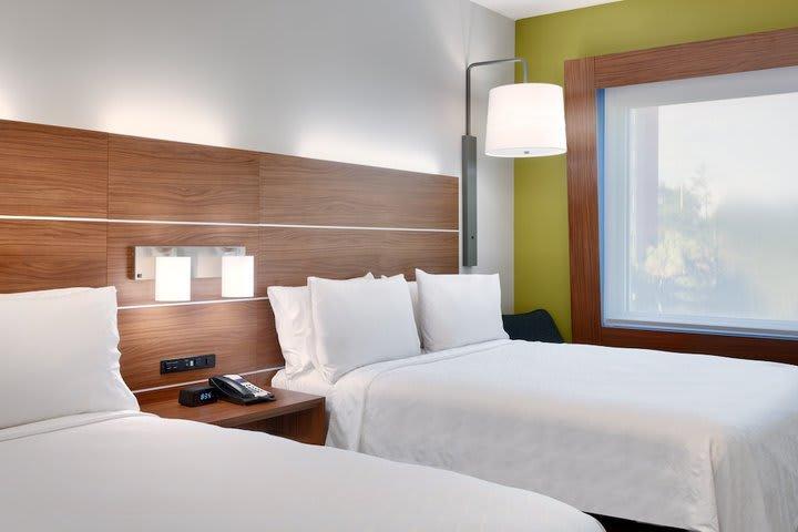 Holiday Inn Express & Suites - Gainesville I-75 By Ihg Exterior photo