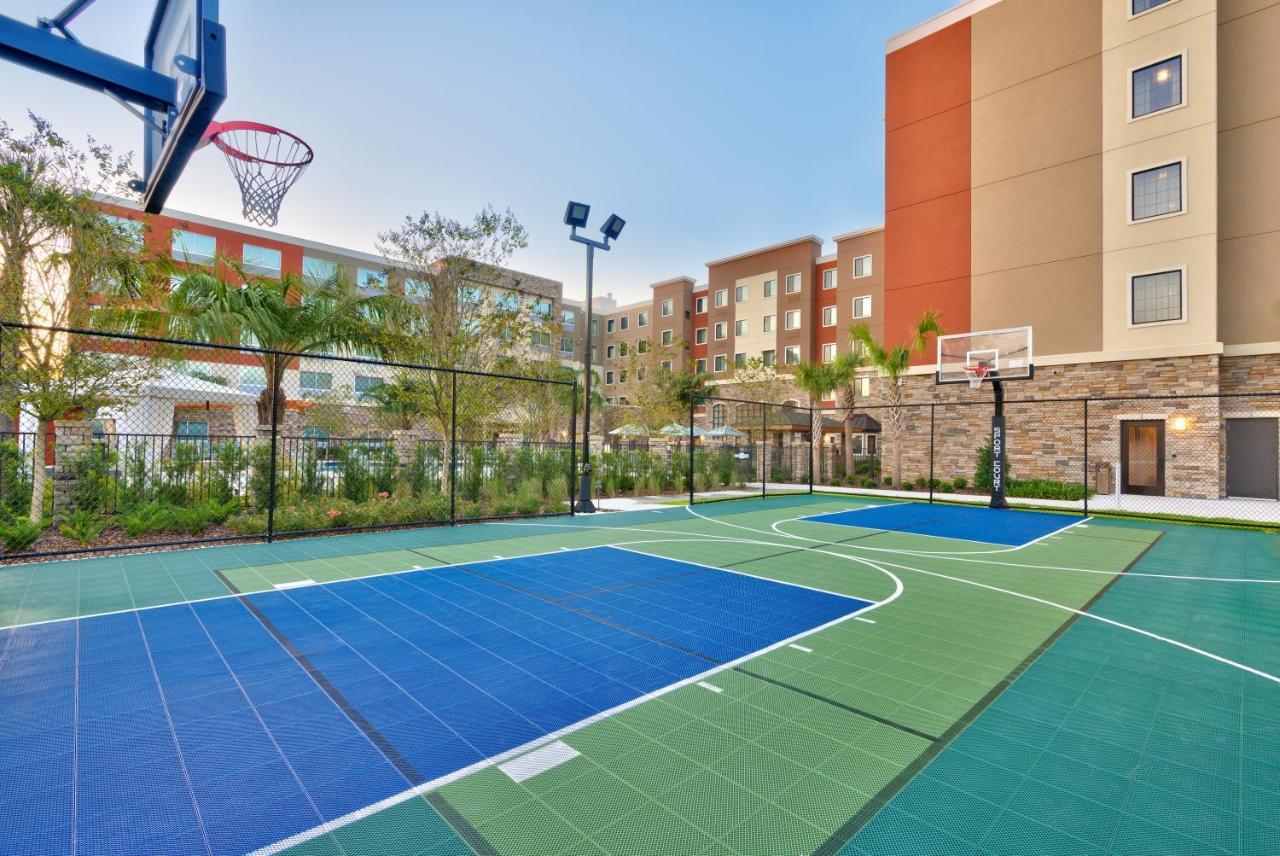 Holiday Inn Express & Suites - Gainesville I-75 By Ihg Exterior photo