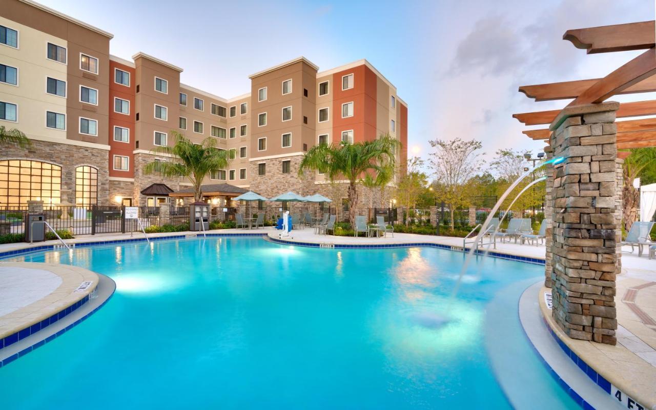 Holiday Inn Express & Suites - Gainesville I-75 By Ihg Exterior photo