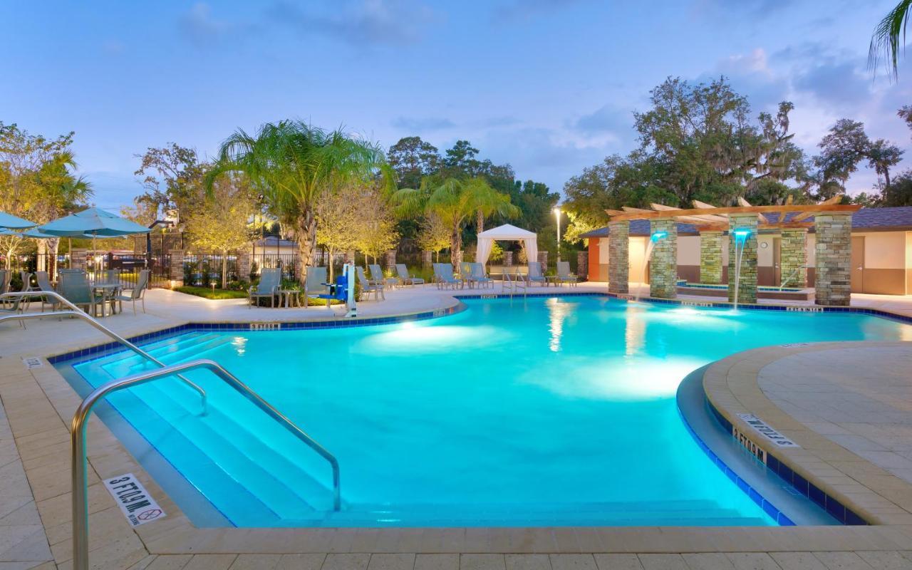 Holiday Inn Express & Suites - Gainesville I-75 By Ihg Exterior photo