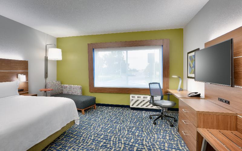 Holiday Inn Express & Suites - Gainesville I-75 By Ihg Exterior photo